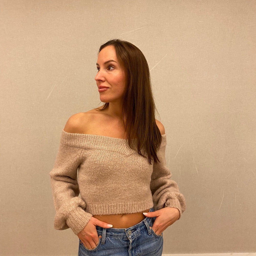 OAK + FORT Off the Shoulder Cropped Sweater